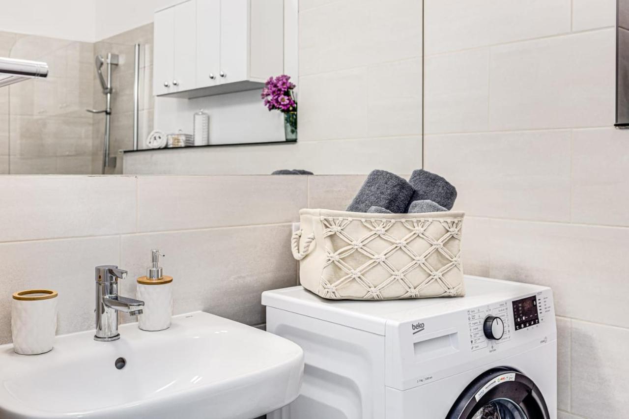 Ari Green Apartment Near Atrium Mall Arad Bagian luar foto